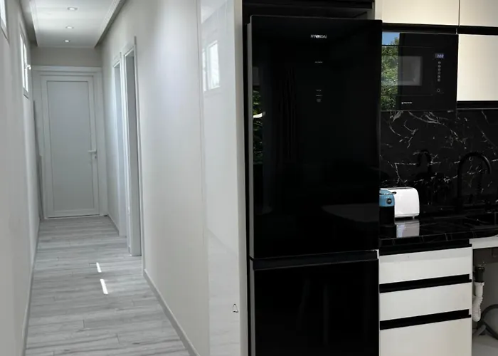 Willa Eron Velipojë